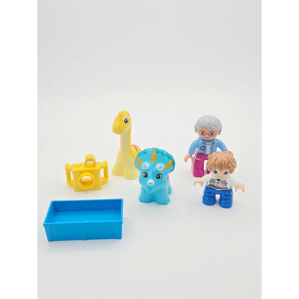 LEGO Duplo Jurassic World Gentle Giants Petting Zoo 10879 Dinosaur Set Figures
